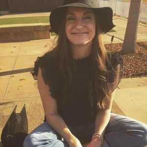 Meet your Posher, Dana